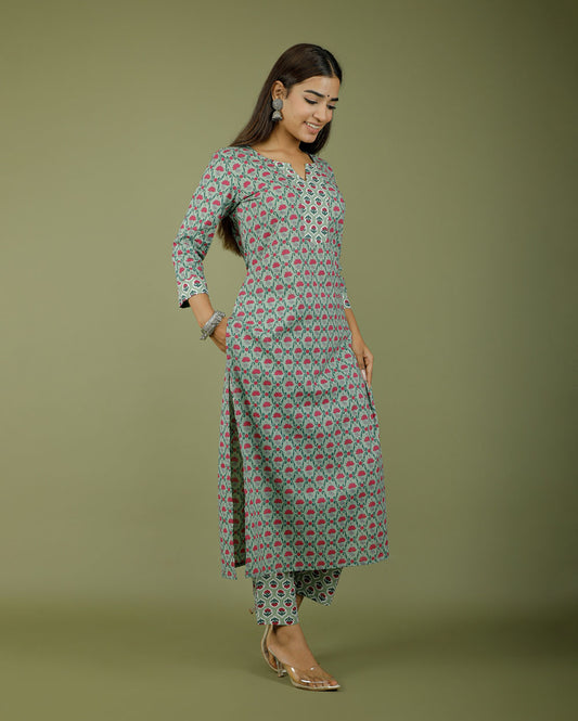 Red Rose Hand block Printed Cotton Kurti Pant Set