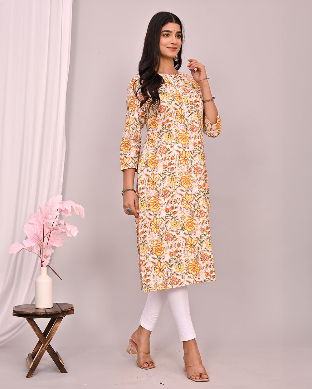 White Floral Block Printed Knee Length Cotton Kurti